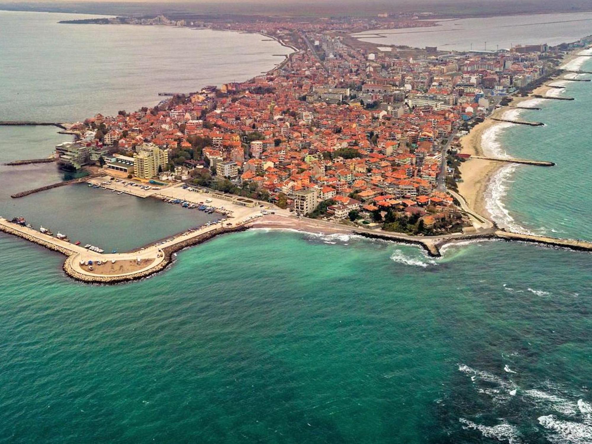 Tia Maria Is Situated In The Southern Part Of The Sunny Beach Resort Exterior photo